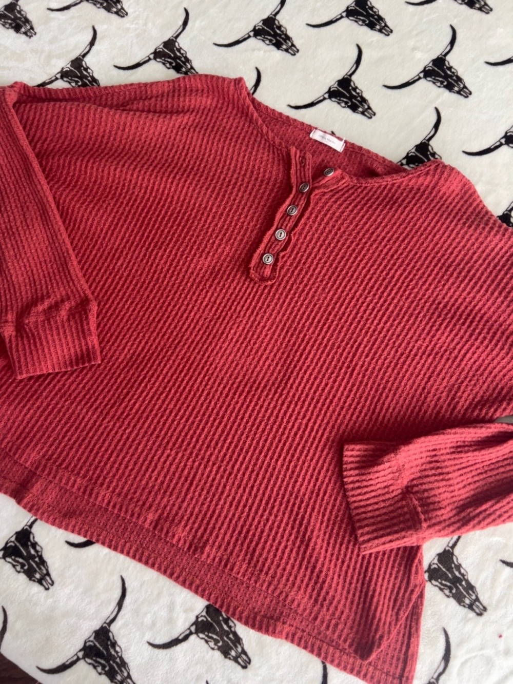 12PM by Mon Ami Rust Waffle Knit Henley Top Size Medium